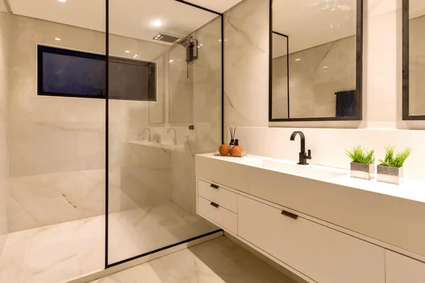 Banyo Mobilyaları